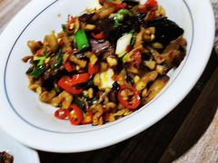 -三湘四水正宗湘菜(君峰路店)