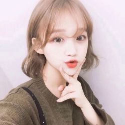 -时尚殿堂明星门店