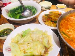 -老滇山寨•云南特色菜•地方菜•民族风情歌舞表演(金碧店)