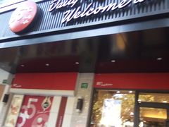 门面-85度C(生甜甜圈研究工坊·上海松江人民北路店)