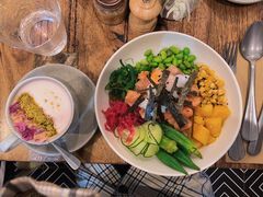 -FLOVIE FLORIST CAFE