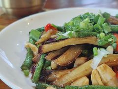 -柴窝堡22号辣子鸡·传承新疆菜