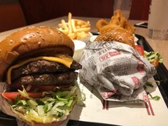 -The Habit Burger Grill 哈比特汉堡(复兴soho店)