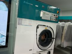 -福奈特洗衣·洗鞋·奢侈品护理(长阳路店)