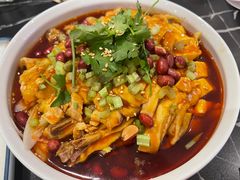 -川流不息·地道川菜·小龙虾(松东路店)