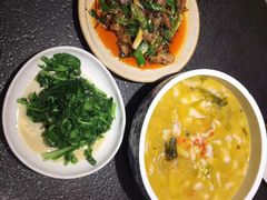 -万重锦·人文川菜馆(骡马市店)