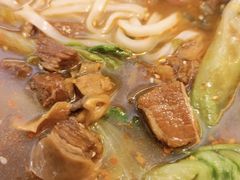 麻辣牛腩粉-龙记桂林米粉(华侨城店)