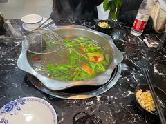 -小牛家村·贵州黄牛肉火锅(梦想小镇二分店)