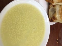 小米粥-宝瑞门钉肉饼店