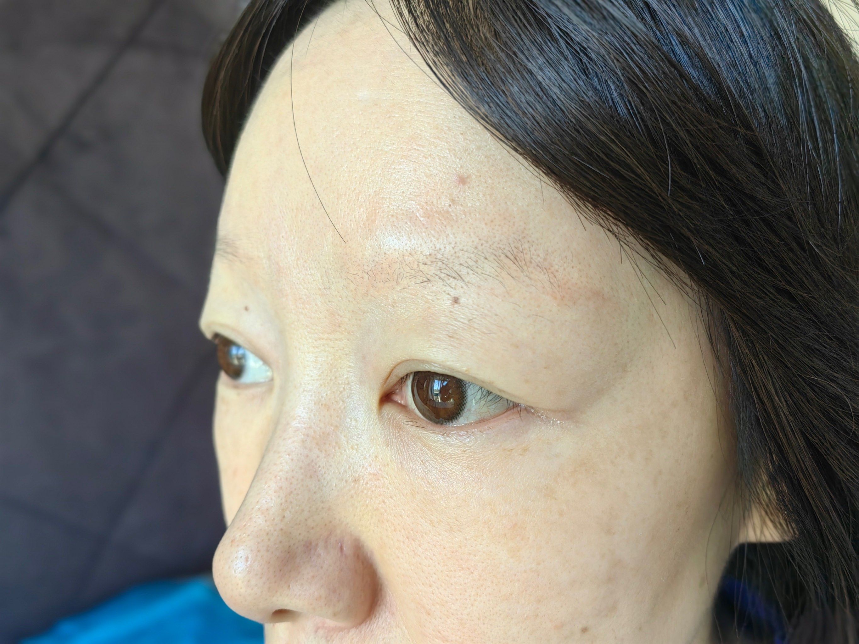 有眉毛的人理解不了没有眉毛的烦恼