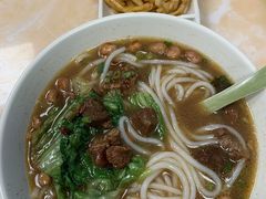 -卓雅桂林米粉