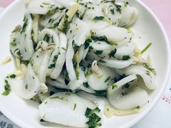 荠菜冬笋肉丝炒年糕-蘭心餐厅(进贤路店)
