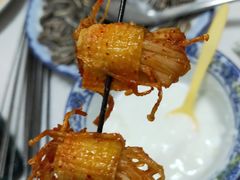 -马克力木手抓炕锅烤羊肉(盐湖一小区店)