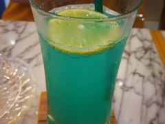 蓝盐柠檬苏打-自由之丘