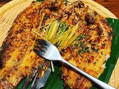 香茅草烤罗非鱼-云海肴·汽锅鸡·云南菜(美罗城店)