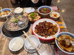 -冯烫烫跷脚牛肉·川菜小馆(武胜西街店)