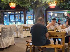 -茅台镇网红溶洞餐厅·茅帮菜馆