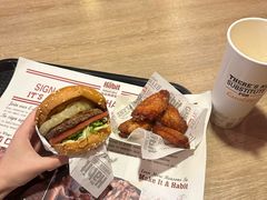 -The Habit Burger Grill 哈比特汉堡(复兴soho店)