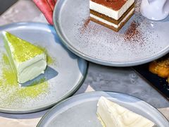 -必胜客(东大桥店)