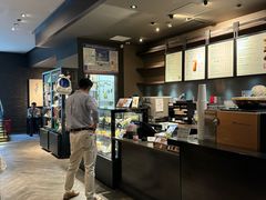 -星巴克臻选(南京金茂览秀城店)
