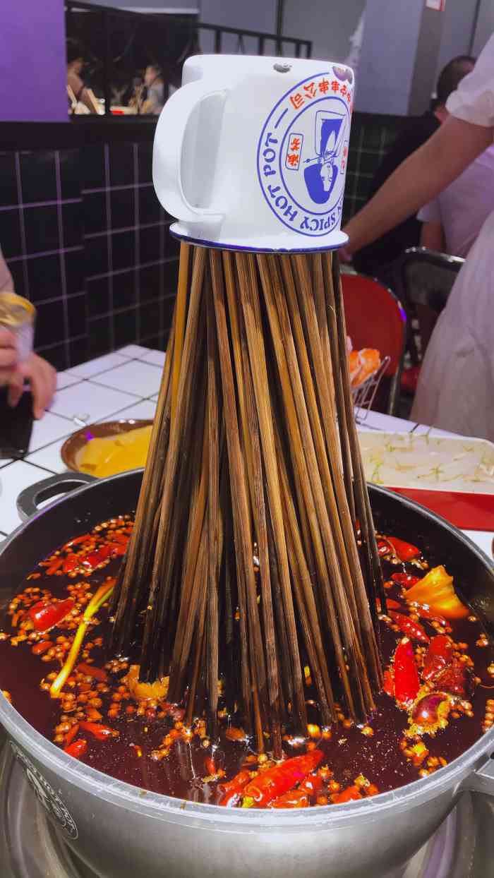 九街淑芬掌中宝串串公司(江津店)-"[薄荷]环境: 装修风格很喜欢,港式