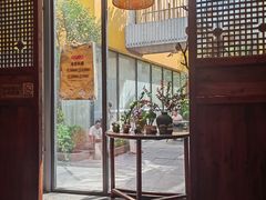 门面-泉畔人家·老济南经典鲁菜(大明湖店)