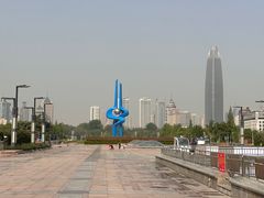 -泉城广场