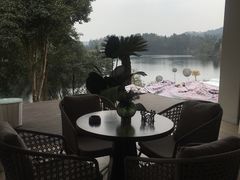 -华凌山庄·隐湖栖