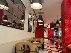 -城市大道红炉披萨烘焙坊