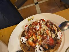 热华夫饼配水果香草冰淇淋-巴伐利亚啤酒坊(意式风情街店)