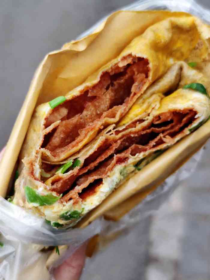 大华煎饼-"最喜欢北京的煎饼 软软的皮儿冒着热气 贴.