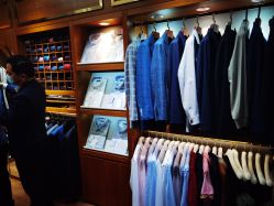 -德川洋服西服礼服订制·丽都皇冠店