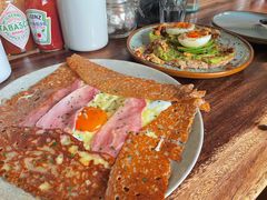 牛油果煮蛋吐司-RAC BAR(安福路店)