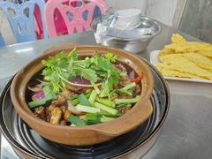 -胡须佬鸡煲四季火锅店(石厦西村直营店)