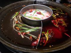 -渝涯重庆豆花老火锅(中赢国际店)