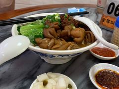 牛腩拼猪肠河粉-珍珍小食店(西华路店)