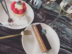 -UNI UNI(环亚凯瑟琳店)