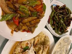 -黄家饺子东北特色菜馆(湖滨商业街店)