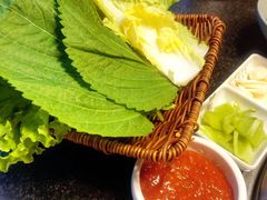 -草家酱蟹炭火烤肉店(珲春南路一店)