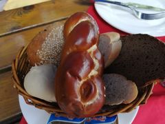面包筐-申德勒加油站餐厅(三里屯北小街店)