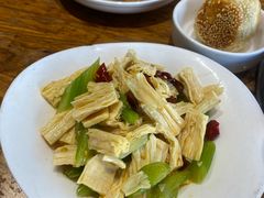 自制烧饼-安诚居干锅鸭头(八角店)