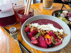 水果奇亚籽布丁碗-O'mills Sourdough Bakery&Bistro(永嘉路店)
