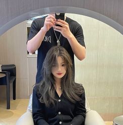 -HAIR HERE造型