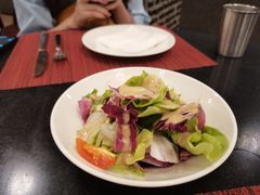 经典凯撒沙拉配香脆火腿-WOLFGANG PUCK KITCHEN & BAR(迪士尼小镇店)
