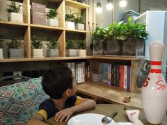 -HIGH FIVE哈福手工汉堡(桂林路店)