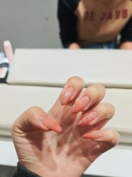-晨·艺美甲美睫