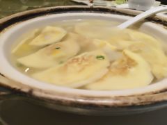 石锅鸡汤烩手工蛋饺-上海小南国(国发店)