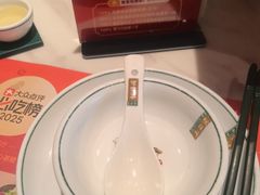 -悦得闲广式点心茶楼(蓝鲸世界店)