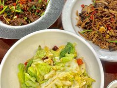 -湖南人家湘菜馆(镇江路店)