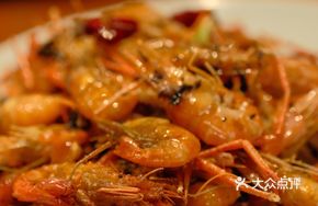 Liangzhu Olive Vegetable Stir-Fried Prawns